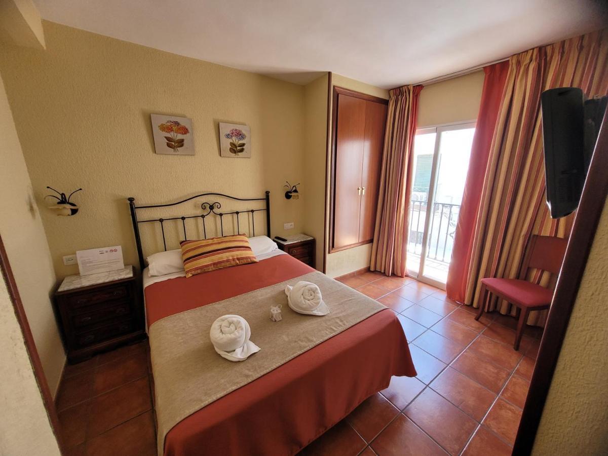Hostal Jayma Salobrena Exterior photo